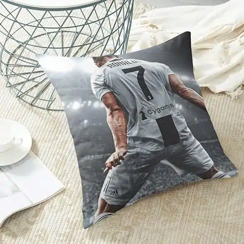 Football Stars Cristiano Ronaldo CRThrow covers xinches, Cristiano Ronaldo CRPillow Cushion Cases, Modern Decorative Square Pillowcases for Sofa Couch Bedroom Living Room Car 